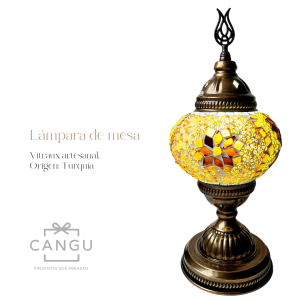 Lámpara de mesa/ amarillo (34cm. alto)